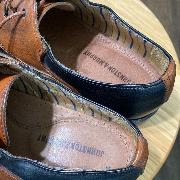 Men, nine wing tip, oxford shoes, Johnson and Murphy two-tone, black and brown - Picture 4 of 5